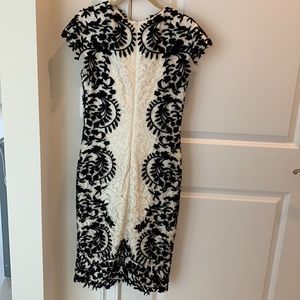 🌸Tadashi Shoji | black embroidery & white lace dress